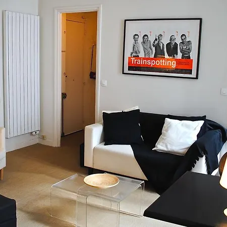 Appartement Studio Eiffel Champs De Mars Parijs