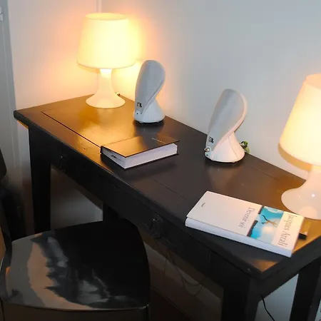 Studio Eiffel Champs De Mars פריז